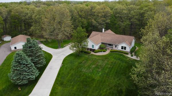 321 Elio, Highland Charter Township, MI 48357