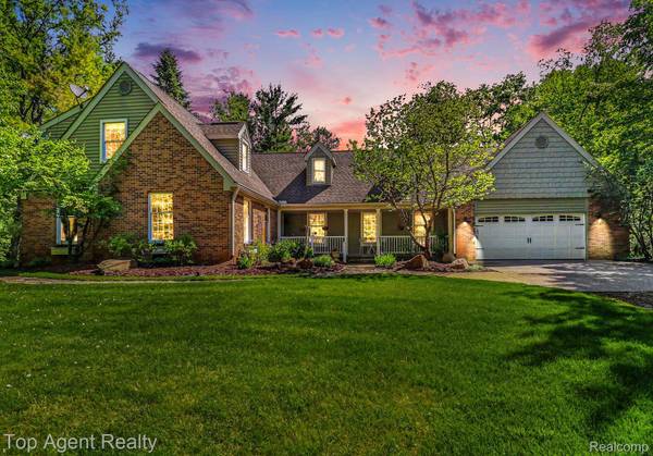 2411 Farmbrook TRL, Addison Township, MI 48370