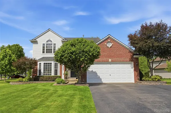 6263 Shadetree CT, Genoa Township, MI 48843