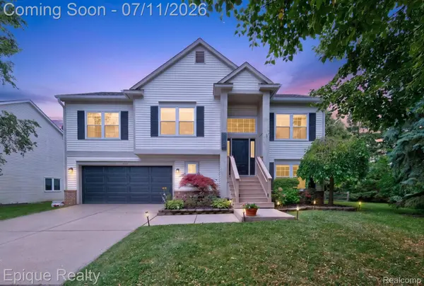 3036 Hawks AVE, Pittsfield Charter Township, MI 48108