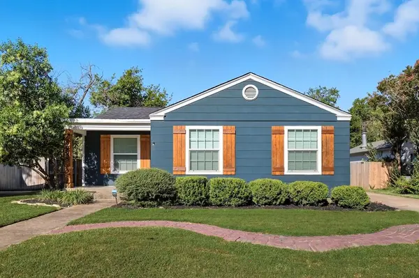 4028 Boyd Avenue, Fort Worth, TX 76109
