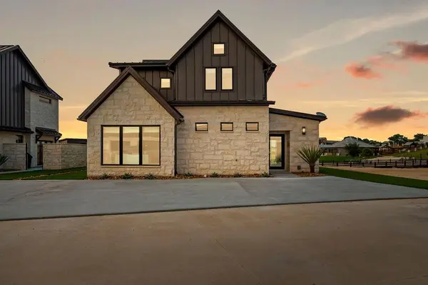 355 Emma Jean Trail, Iredell, TX 76649