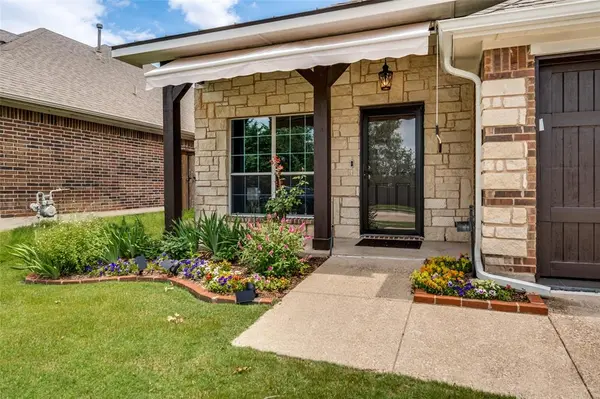 2212 Paige Court, Carrollton, TX 75006