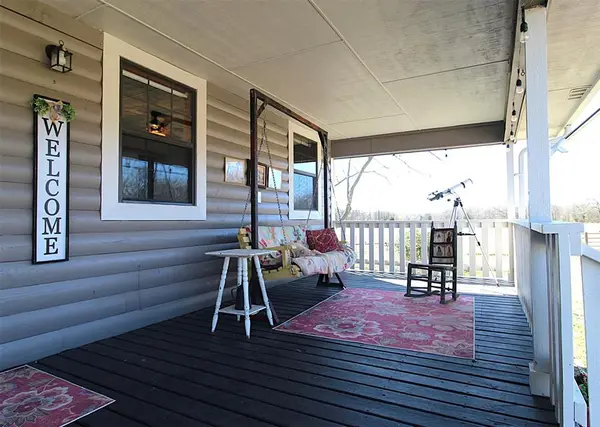 4776 NE County Road 2120 Road, Talco, TX 75487