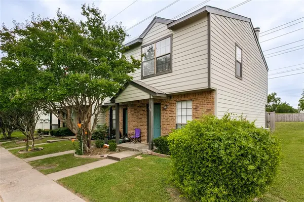 634 W Collins Street, Denton, TX 76201