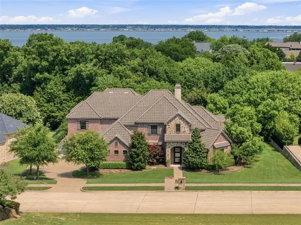 236 Summer Tanager Lane, Heath, TX 75032