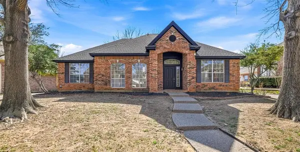 720 Cliffmoor Drive,  Keller,  TX 76248
