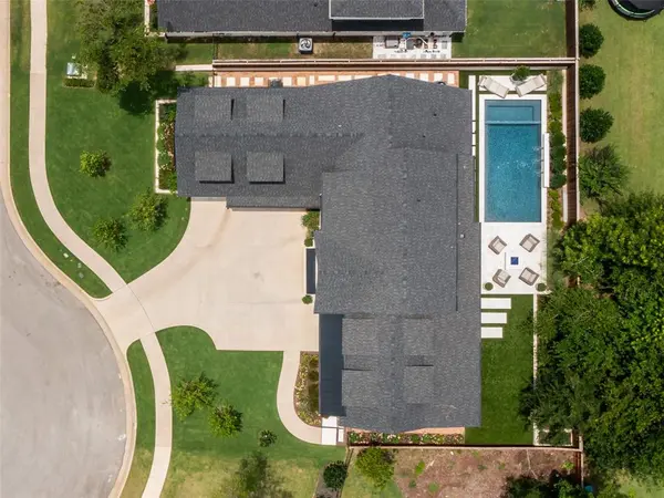 1555 Maple Circle, Tyler, TX 75703