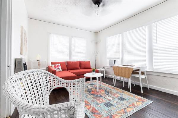 324 W Canty Street #3, Dallas, TX 75208