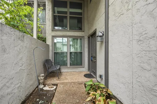 9319 Chimney Corner Lane, Dallas, TX 75243