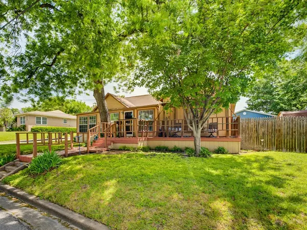 601 S Miller Street, Decatur, TX 76234