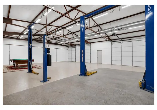 1408 W Cleburne Road, Crowley, TX 76036