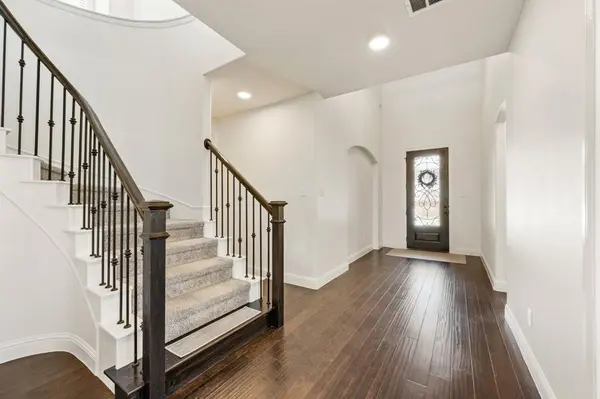 216 Village Creek Drive, Mckinney, TX 75071