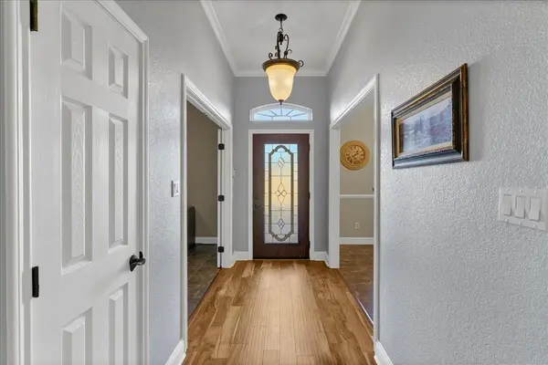 3300 Fountain Way, Granbury, TX 76049