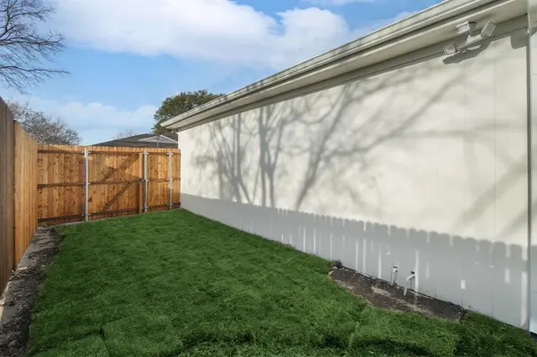 6449 Lontos Drive, Dallas, TX 75214