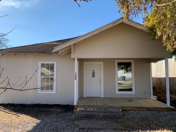 1506 Vermont Avenue, Dallas, TX 75216