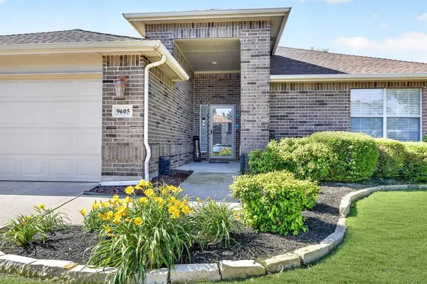 9605 Rosewood Drive, Denton, TX 76207