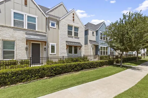 7688 Resting Mews, North Richland Hills, TX 76182
