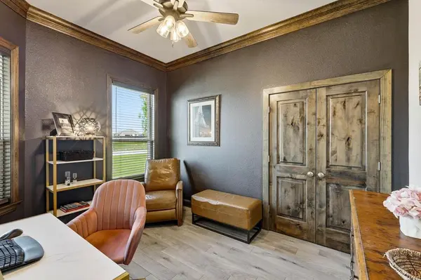 11616 Caracal Drive, Godley, TX 76044