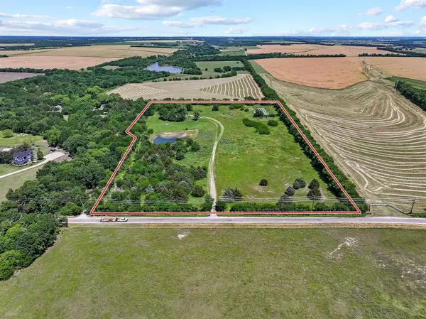 747 Vineyard Road, Gunter, TX 75058