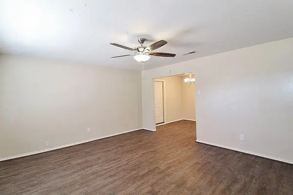 610 Overlook Drive, Midlothian, TX 76065