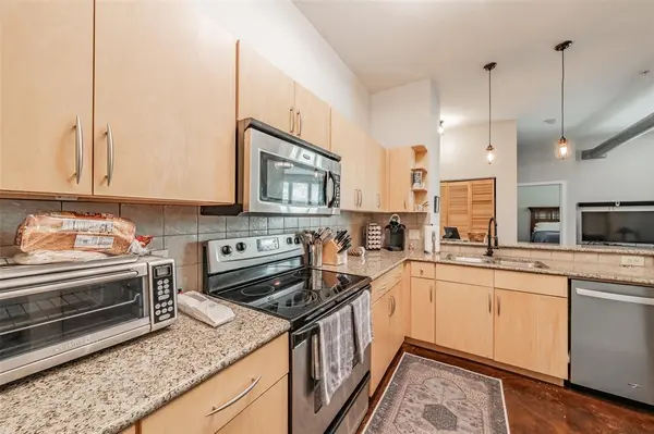 201 W Lancaster Avenue #203, Fort Worth, TX 76102