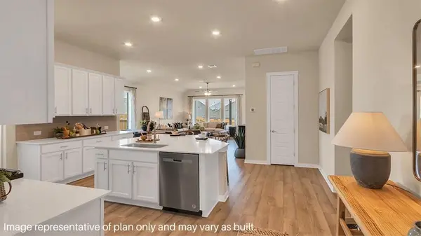 3670 Zenith Drive, Grand Prairie, TX 75052