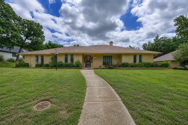 2125 Woodbrook Street, Denton, TX 76205