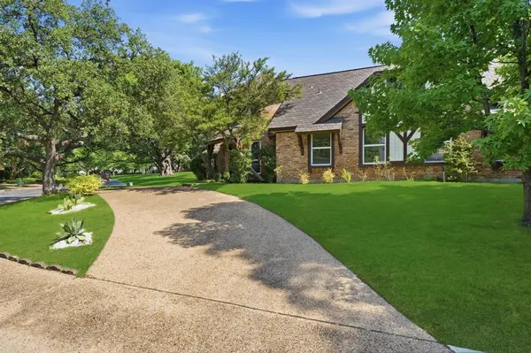 9435 Spring Hollow Drive, Dallas, TX 75243