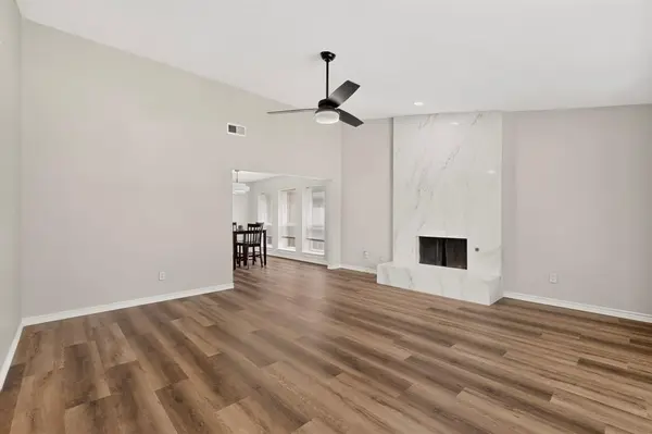 2802 Green Oaks Drive, Garland, TX 75040