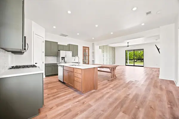 4593 County Road 2624, Caddo Mills, TX 75135