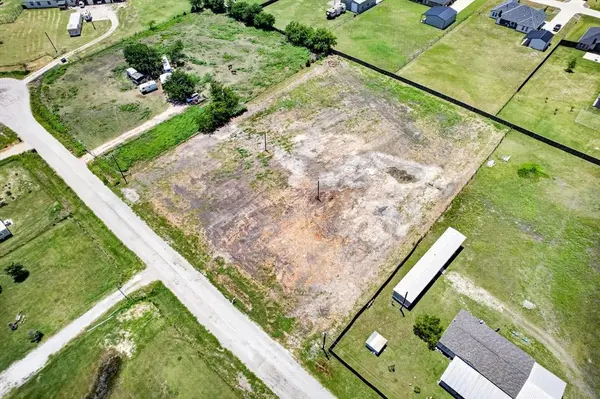 8572 Houston Road, Krum, TX 76266