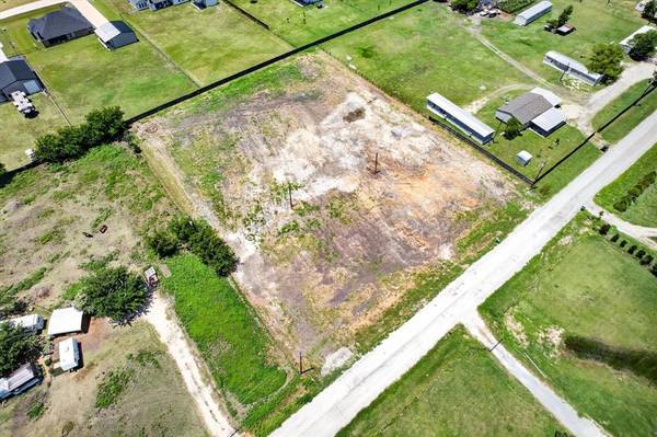8572 Houston Road, Krum, TX 76266