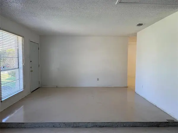 3716 Olney Court, Dallas, TX 75241