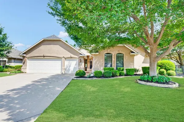 9905 Cypress Street, Denton, TX 76207