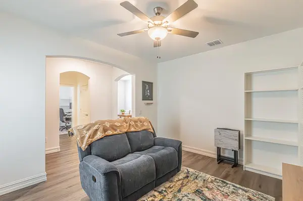 4313 Knight Street, Midlothian, TX 76065