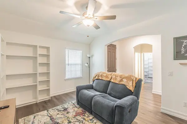 4313 Knight Street, Midlothian, TX 76065