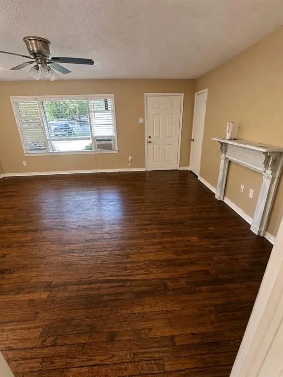 1806 Austin Drive, Kaufman, TX 75142