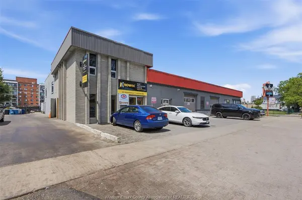 857 HOWARD Avenue, Windsor, ON N9A 1S1