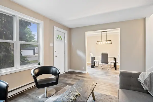 2123 Ontario Street, Windsor, ON N8Y 1N4