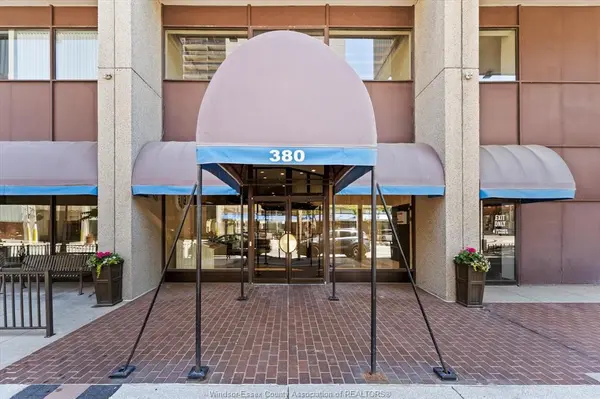 380 PELISSIER Street #1302, Windsor, ON N9A 6V9