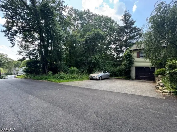 30 Terrence Ave, Jefferson Twp., NJ 07849