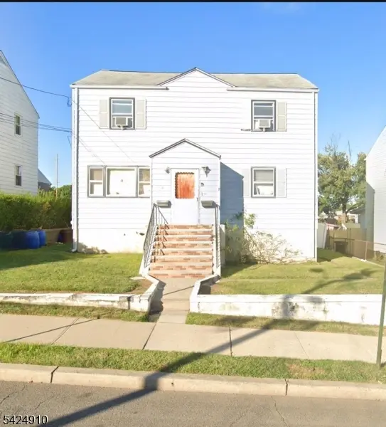 546 Lafayette Ave, Passaic City, NJ 07055