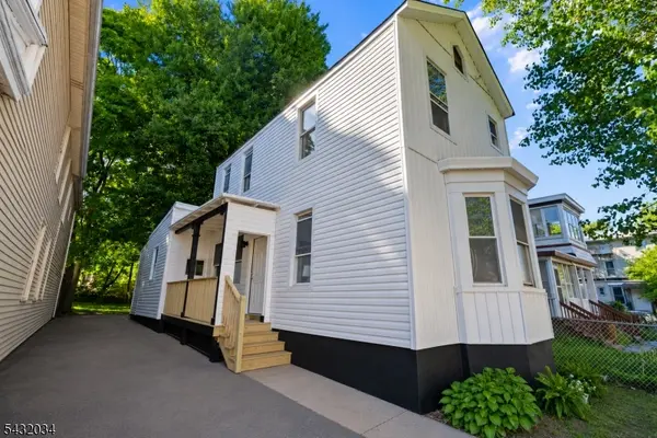 127 Steuben St, East Orange City, NJ 07018