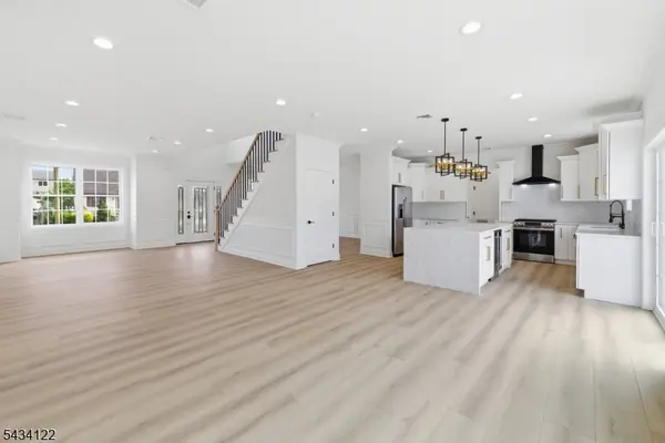 137 Platt Ave, Saddle Brook Twp., NJ 07663