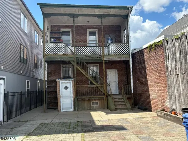 94 Elm Rd, Newark City, NJ 07105