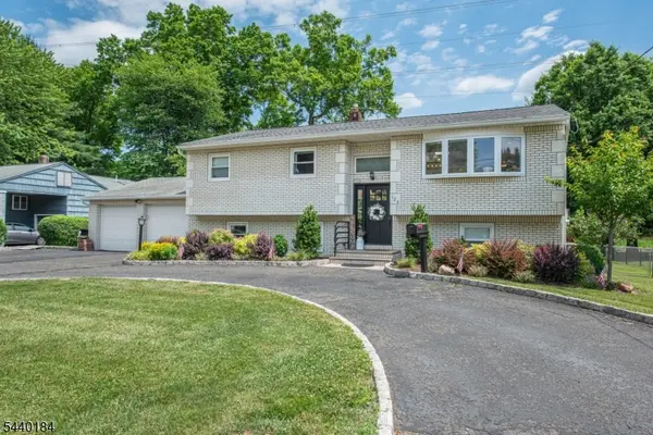 128 Overlook Ave, East Hanover Twp., NJ 07936