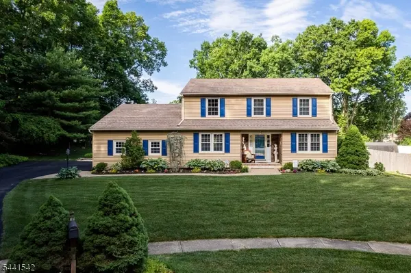 18 Shearman Rd, Roxbury Twp., NJ 07876