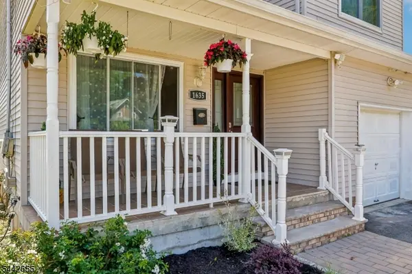 1635 Mabel St, Piscataway Twp., NJ 08854