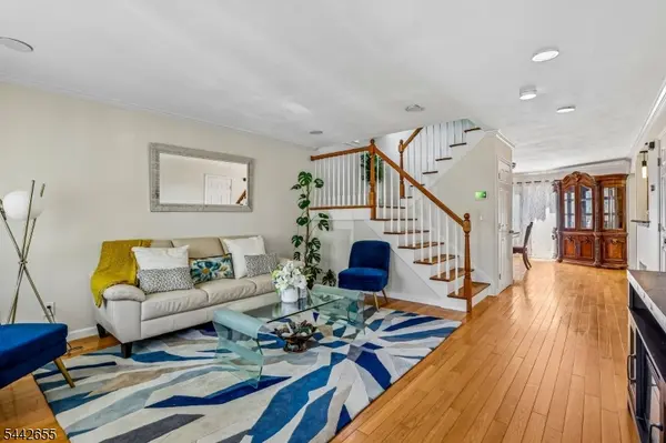 1635 Mabel St, Piscataway Twp., NJ 08854